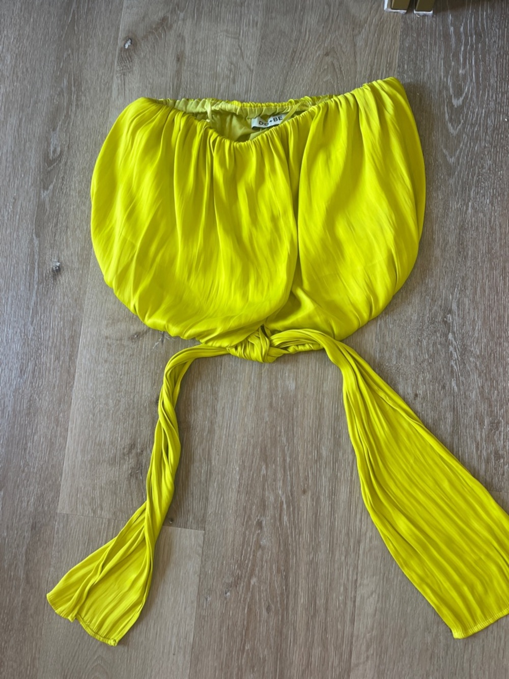 DO+BE Neon Yellow Gathered Crop Top